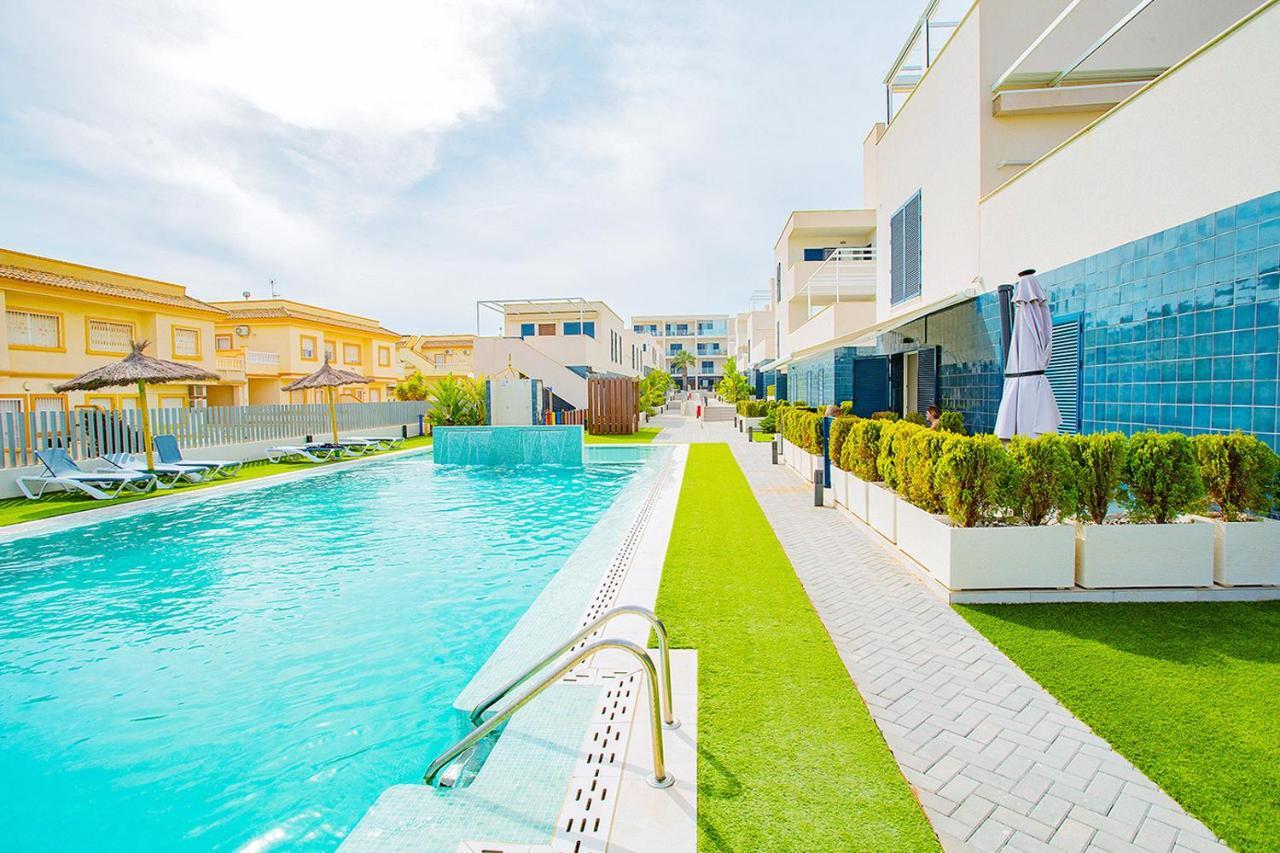 210 New Mar Pool - Alicante Holiday วิลยามาร์ติน ภายนอก รูปภาพ