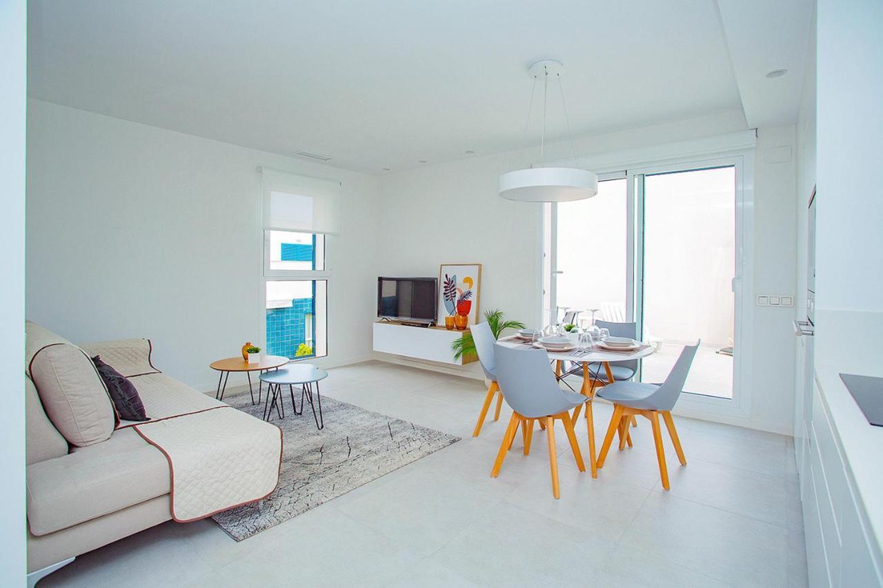 210 New Mar Pool - Alicante Holiday วิลยามาร์ติน ภายนอก รูปภาพ